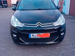 Schwarz Gebraucht 2015 Citroën C3 PureTech Limousine | 4.950 € (Fairer Preis)