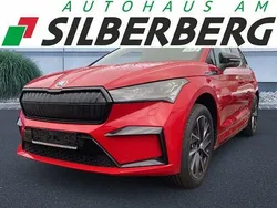 Rot Gebraucht 2025 Skoda Enyaq iV SportLine SUV | 48.499 € (Guter Preis)