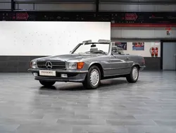Silber Gebraucht 1987 Mercedes SL300 Cabrio | 39.500 €