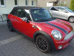 Chili (solar) red Gebraucht 2010 Mini One Cabriolet Cabrio | 5.555 € (Guter Preis)