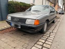 Grau Gebraucht 1986 Audi 100 Basis Kombi | 1.950 €