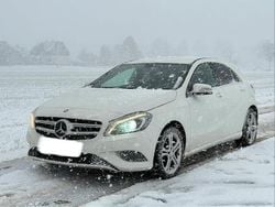 Weiß Gebraucht 2014 Mercedes A180 Style Limousine | 9.999 € (Guter Preis)