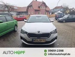Moon white metallic Gebraucht 2022 Skoda Scala Cool Plus Kleinwagen | 18.490 € (Fairer Preis)