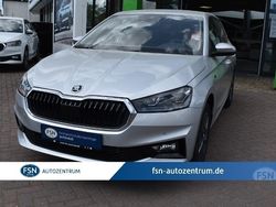 Silber Gebraucht 2022 Skoda Fabia Selection Kleinwagen | 22.990 €