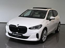 Weiß Gebraucht 2022 BMW 225 Active Tourer Sport Line Van / Kleinbus | 31.750 € (Fairer Preis)