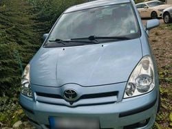 Grau Gebraucht 2005 Toyota Verso Van / Kleinbus | 3.600 € (Superpreis)