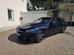 Blau Gebraucht 2017 Mercedes E63 AMG AMG Kombi | 57.700 € (Etwas zu teuer)