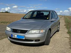 Silber Gebraucht 1999 Opel Vectra Edition Limousine | 3.150 € (Teuer)