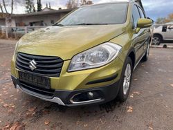 Grün Gebraucht 2014 Suzuki SX4 S-Cross Comfort Limousine | 5.990 € (Etwas zu teuer)
