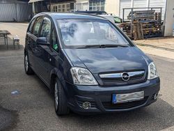 Blau Gebraucht 2007 Opel Meriva Cosmo Van / Kleinbus | 2.400 € (Fairer Preis)