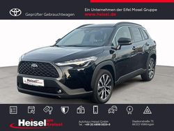 Schwarz Gebraucht 2024 Toyota Corolla Cross Team SUV | 31.890 € (Fairer Preis)