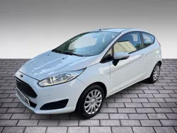 Weiß Gebraucht 2015 Ford Fiesta Trend Kleinwagen | 4.999 € (Superpreis)