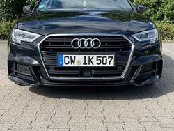 Schwarz Gebraucht 2019 Audi A3 Sportback S-Line Limousine | 15.700 € (Guter Preis)