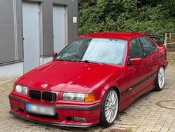 Rot Gebraucht 1991 BMW 320 M Sport Limousine | 5.750 €