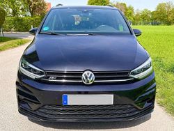 Schwarz Gebraucht 2018 VW Touran R-line Van / Kleinbus | 28.900 € (Teuer)