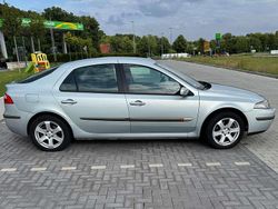 Silber Gebraucht 2001 Renault Laguna II Limousine | 1.600 € (Fairer Preis)