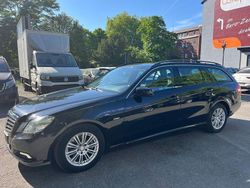 Schwarz Gebraucht 2010 Mercedes E200 Limousine | 4.900 € (Fairer Preis)