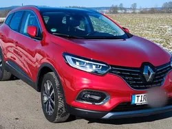 Rot Gebraucht 2021 Renault Kadjar Intens SUV | 18.999 € (Fairer Preis)