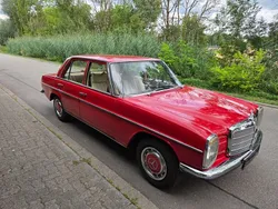 Rot Gebraucht 1974 Mercedes W115 Limousine | 8.500 €