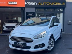 Weiß Gebraucht 2019 Ford S-MAX Titanium Van / Kleinbus | 18.500 € (Superpreis)