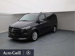 Graphitgrau metallic Gebraucht 2024 Mercedes V220 Style Van / Kleinbus | 62.980 €