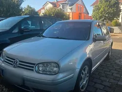 Silber Gebraucht 2000 VW Golf IV Limousine | 1.800 € (Etwas zu teuer)