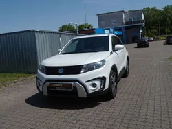 Weiß Gebraucht 2016 Suzuki Vitara SUV | 10.890 € (Guter Preis)