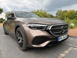 Braun Gebraucht 2024 Mercedes E450 Kombi | 74.900 € (Superpreis)