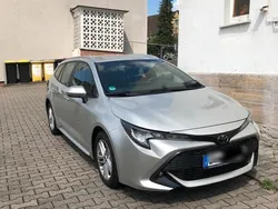 Silber Gebraucht 2019 Toyota Corolla Kombi | 15.800 €