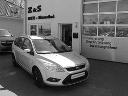 Polarsilber metallic Gebraucht 2010 Ford Focus Kombi | 4.000 € (Teuer)