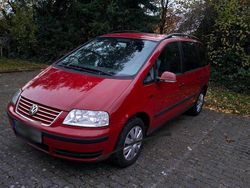 Rot Gebraucht 2006 VW Sharan Van / Kleinbus | 4.550 € (Fairer Preis)