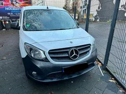 Weiß Gebraucht 2020 Mercedes Citan 108 Van / Kleinbus | 11.500 € (Fairer Preis)