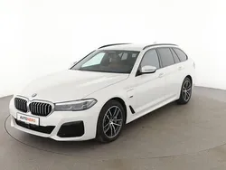 Weiß Gebraucht 2022 BMW 530e M Sport Kombi | 34.410 € (Superpreis)