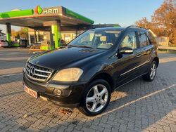 Schwarz Gebraucht 2006 Mercedes ML320 SUV | 2.999 € (Fairer Preis)
