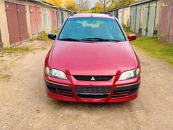 Rot Gebraucht 2002 Mitsubishi Space Star Kombi | 1.650 € (Fairer Preis)