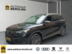 Schwarz Gebraucht 2024 VW Tiguan Pro SUV | 35.888 € (Guter Preis)