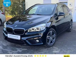 Black sapphire metallic Gebraucht 2016 BMW 218 Active Tourer Sport Line Van / Kleinbus | 12.750 € (Guter Preis)