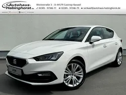 Weiss Gebraucht 2024 Seat Leon ST Style Kombi | 24.590 € (Fairer Preis)