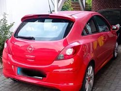 Rot Gebraucht 2007 Opel Corsa Sport Limousine | 1.300 € (Superpreis)