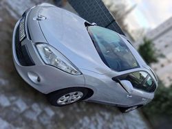 Grau Gebraucht 2011 Renault Mégane GrandTour Kombi | 3.300 € (Fairer Preis)