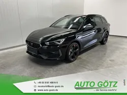 Mitternachtsschwarz Neu 2025 Cupra Leon Kombi | 33.690 € (Guter Preis)
