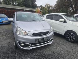 Silber Gebraucht 2017 Mitsubishi Space Star Edition Kleinwagen | 7.990 € (Fairer Preis)