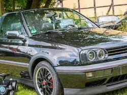 Schwarz Gebraucht 1998 VW Golf Cabriolet Cabrio | 7.000 €