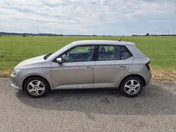 Gebraucht 2015 Skoda Fabia Limousine | 10.000 € (Teuer)
