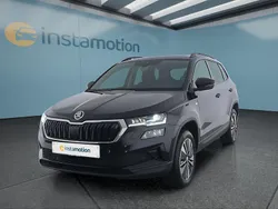 Schwarz Gebraucht 2022 Skoda Karoq SUV | 23.449 € (Fairer Preis)