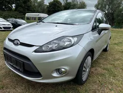Silber Gebraucht 2012 Ford Fiesta Champions Edition Kleinwagen | 4.950 € (Fairer Preis)