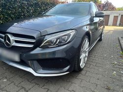 Grau Gebraucht 2015 Mercedes C250 AMG line Kombi | 18.500 € (Fairer Preis)