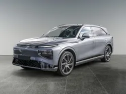Grau Gebraucht 2025 XPENG G9 AWD Performance SUV | 65.350 € (Superpreis)
