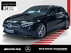 Metalliclack kosmosschwarz Gebraucht 2024 Mercedes A200 AMG Limousine | 30.490 € (Guter Preis)