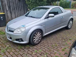 Silber Gebraucht 2005 Opel Tigra Enjoy Cabrio | 1.850 € (Guter Preis)